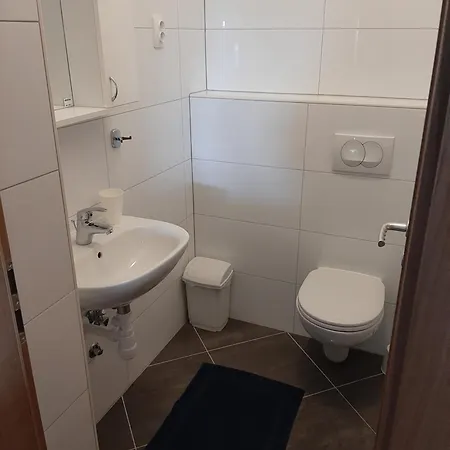 Manuela Appartement Ljubač