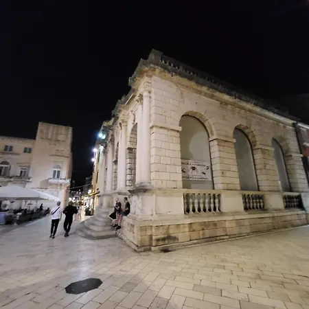 Manuela Apartment Ljubač