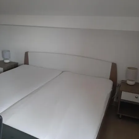 Manuela Apartment Ljubač